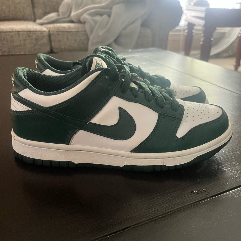 Michigan State Dunks - Picture 2 of 6